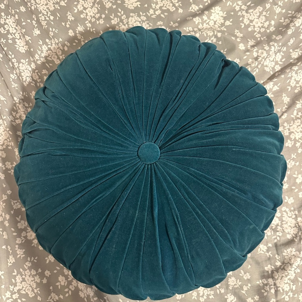 Teal Round Velvet Accent/Throw Pillow